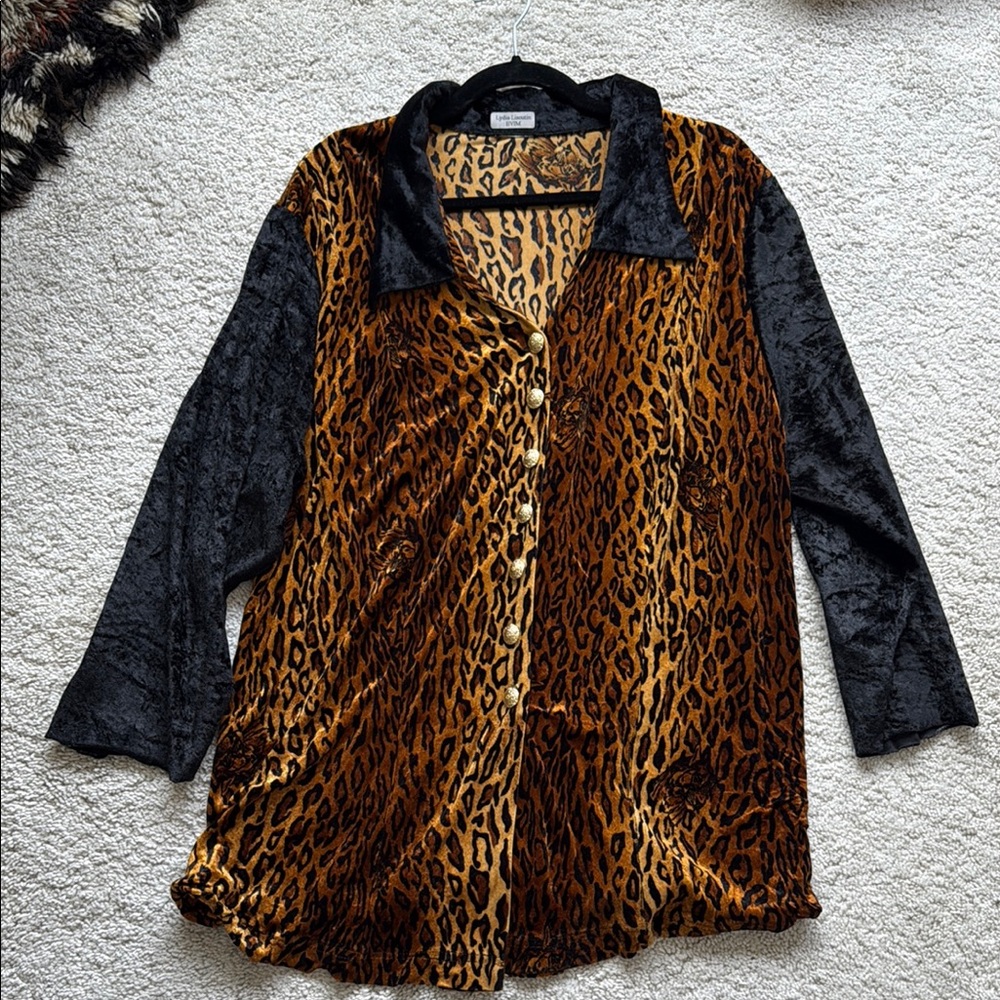 VINTAGE Leopard Print Button-Up Shirt or mini dress